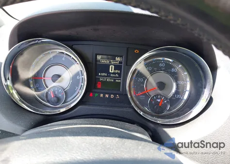 2016 Chrysler Town & Country Touring z USA, uszkodzony, nr VIN 2C4RC1BG6GR229748